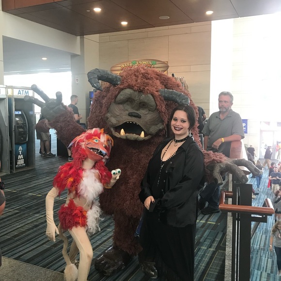 Meet your Posher, Autumn - Picture 1 of 2